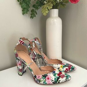 Floral print chunky heel